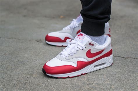 nike red air max 90